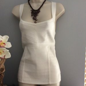 White House black market tank